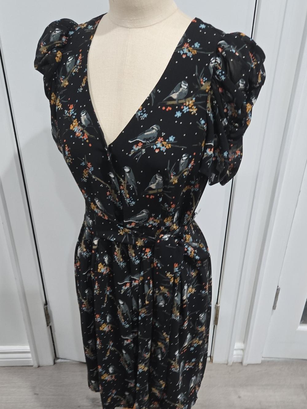H&M Taylor Swift Style Black Midi Bird & Floral Print Dress Size 12